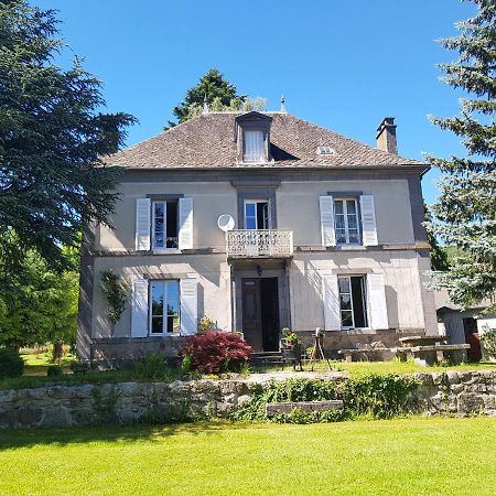 Domaine Les Pradets Bed & Breakfast La Bourboule Exterior photo